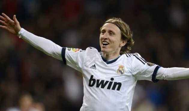 萨拉赫骂街利物浦，曼联传奇鲁尼表示，他和穆帅的处理方式更好